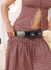 Outta Town Heart Buckle Belt Black / Silver